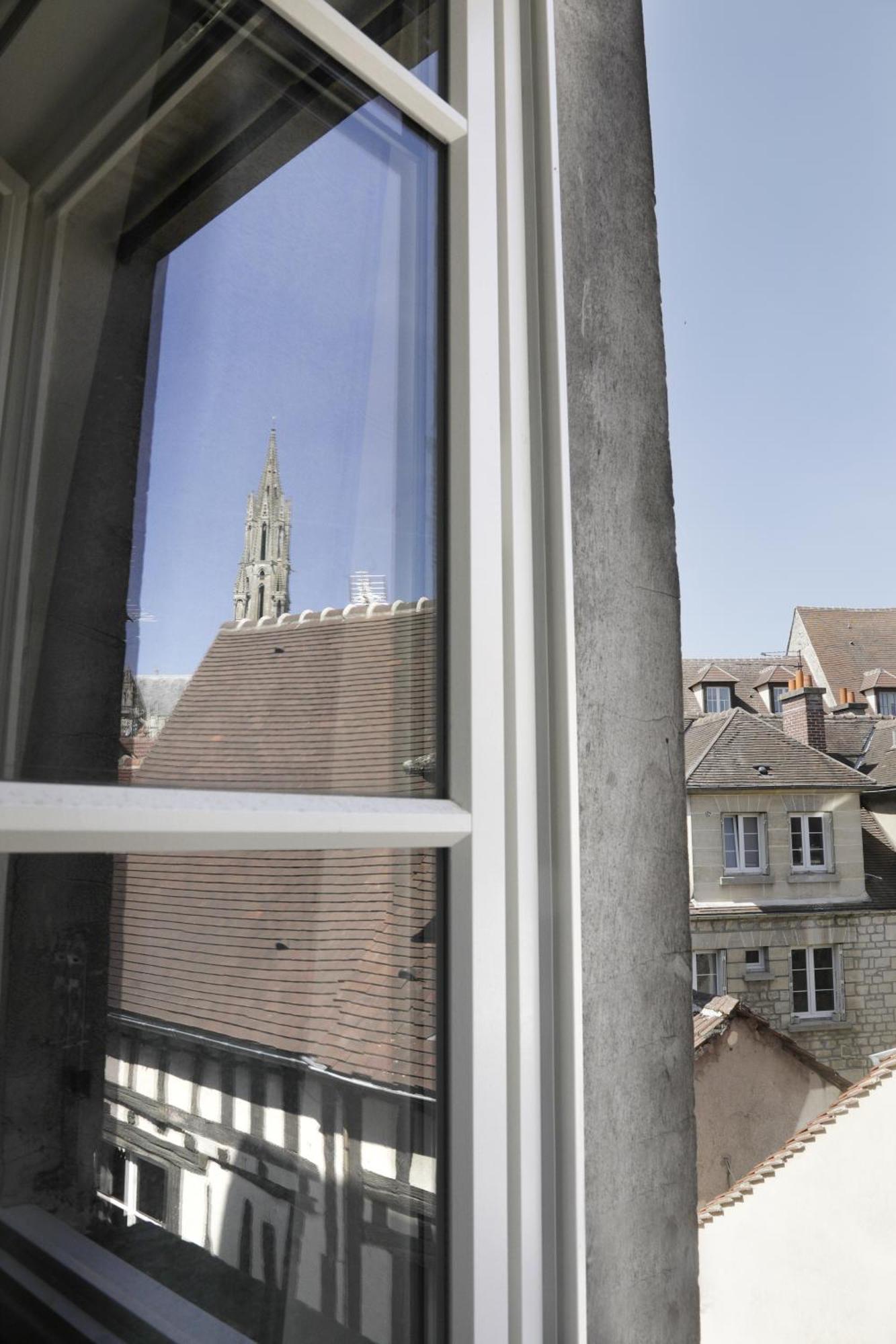 Appartements 4 Vents By La Boite En Plus ซ็องลิส ภายนอก รูปภาพ