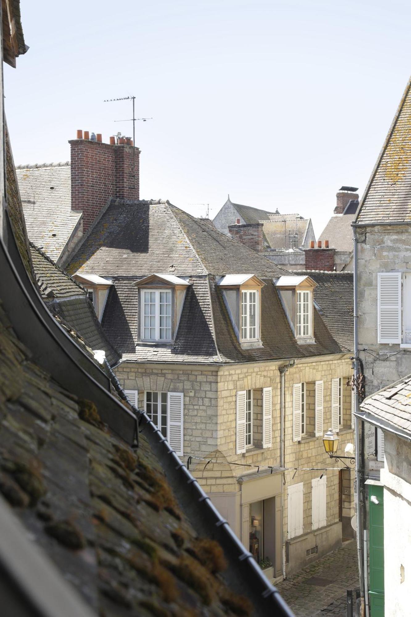 Appartements 4 Vents By La Boite En Plus ซ็องลิส ภายนอก รูปภาพ