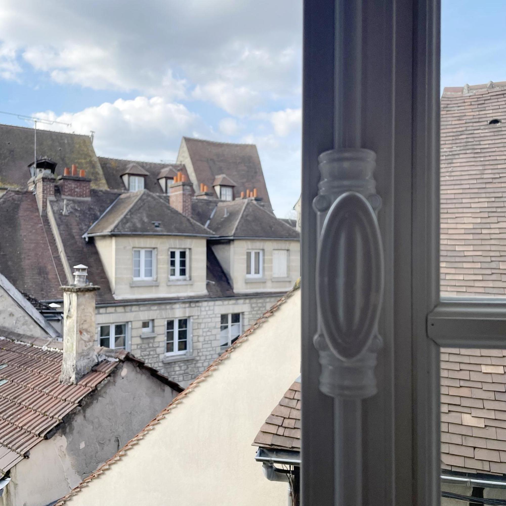 Appartements 4 Vents By La Boite En Plus ซ็องลิส ภายนอก รูปภาพ
